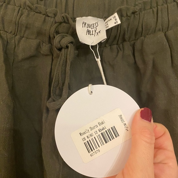 Princess Polly Green Khaki Shorts: NEW! TAGS!! - Picture 2 of 3